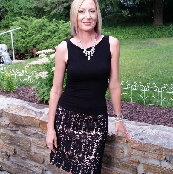 Meet your Posher, Lisa T - Picture 7 of 7